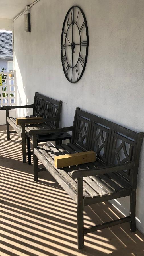 Holiday Isles Resort Madeira Beach Bagian luar foto